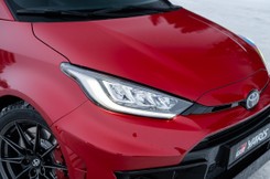 Nowa Toyota znika w ciemno! Silnik i skrzynia biegów to trzęsienie ziemi