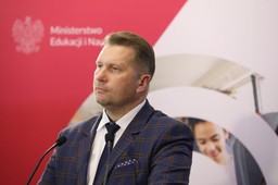 Czarnek o "mafiach oświatowych" i edukacji domowej. "Dla niektórych stała się sposobem na unikanie szkoły" [WYWIAD]