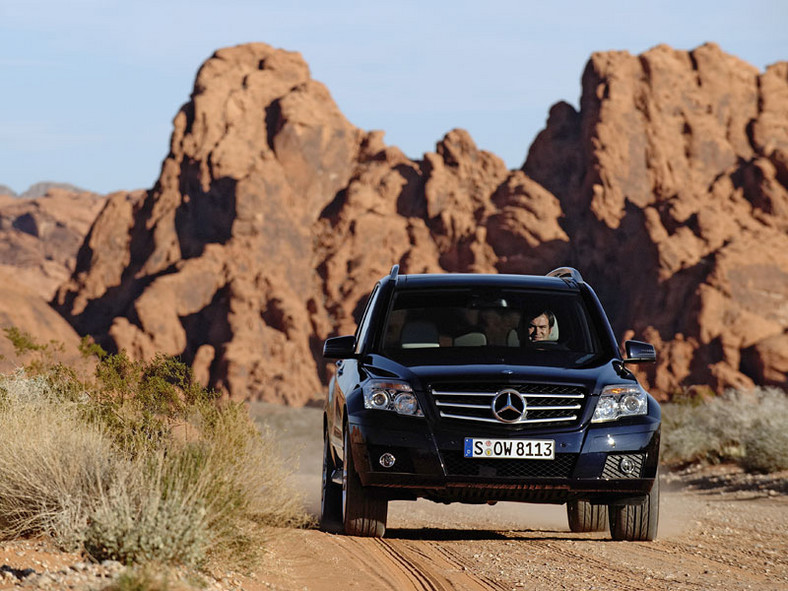 Mercedes-Benz GLK: przetestowany w Namibii (fotogaleria + informacje)