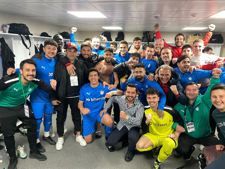 More celebrations continued for Tuzlaspor in the dressing room after the game. 