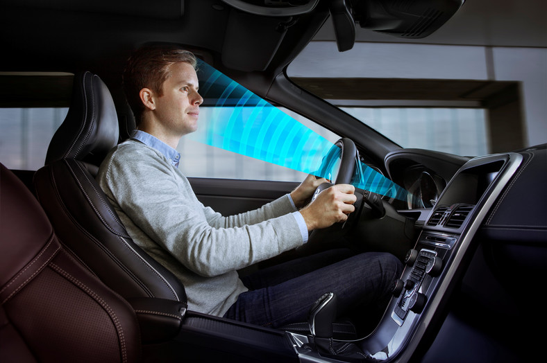 Volvo - układ obserwacji kierowcy