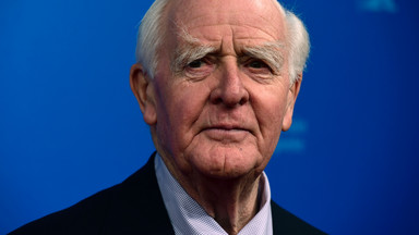 John le Carré: Faszyzm trzyma się mocno w Polsce i na Węgrzech. Tam się do niego zachęca