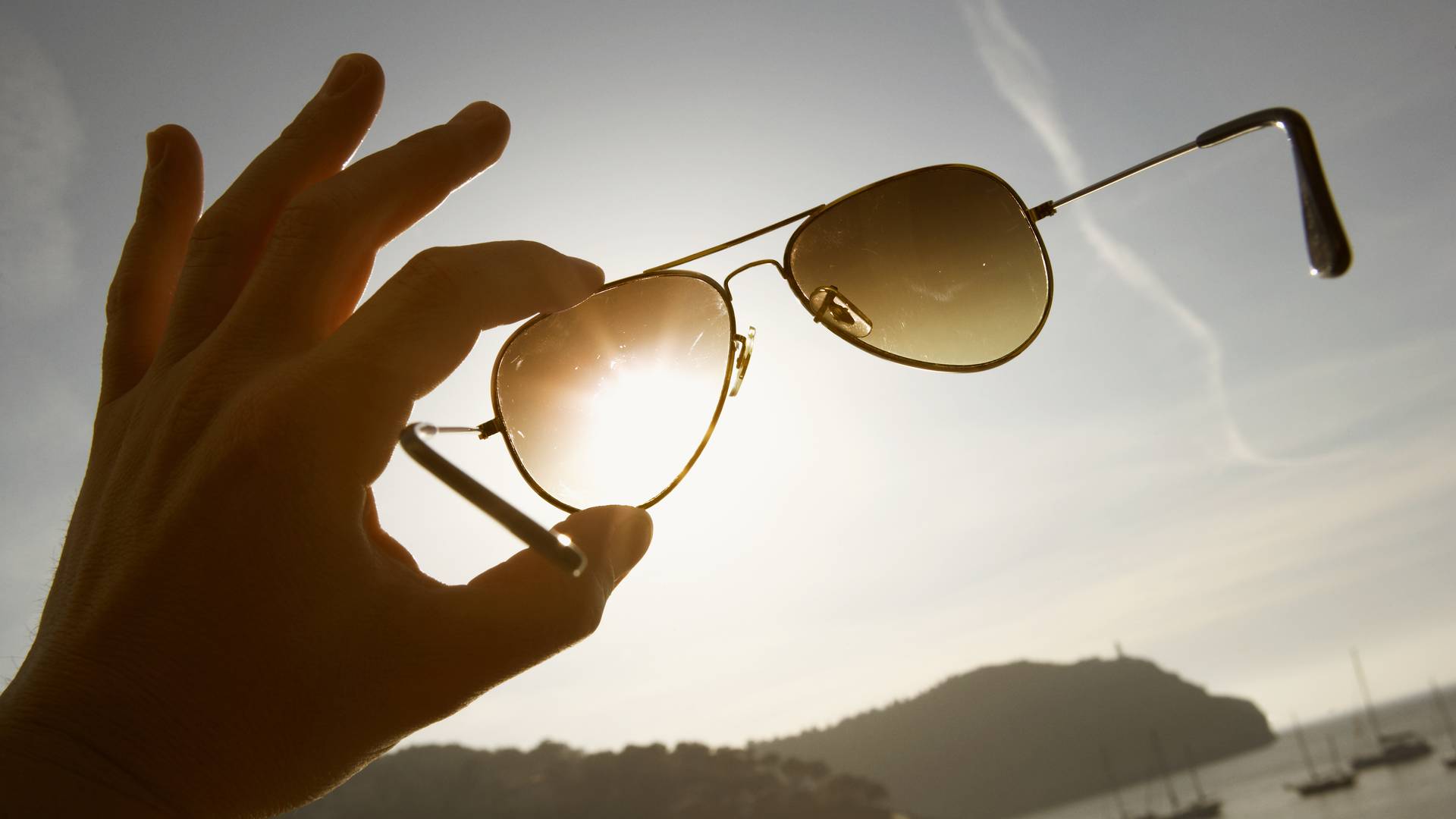 Modne okulary przeciwsłoneczne od 29,99 zł. Upoluj wymarzony model na wyprzedaży