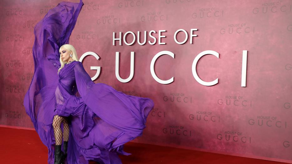 Lady Gaga a Gucci-ház bemutatóján