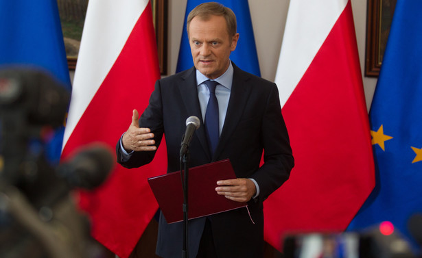 Tusk o dronie, co wybił się na niepodległość. "No poleciał i..."