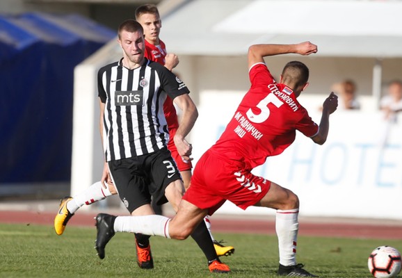 FK Partizan, Radnički