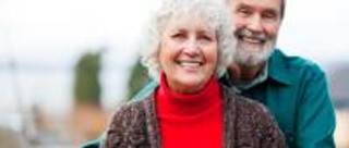 Zniżki dla polskich emerytów – zobacz na czym mogą oszczędzić seniorzy