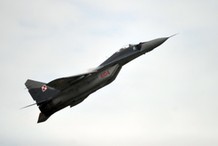 Polskie myśliwce polecą na wojnę z Rosją. Generał widzi poważny problem