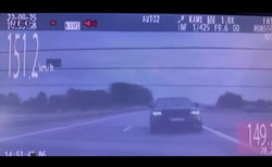 Jeep pędził 218 km/h i poganiał policję światłami. Stracił prawo jazdy w 15 sekund