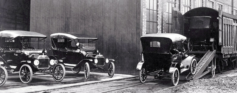 Ford Model T ma sto lat, na zlot przyjechało 750 (fotogaleria)
