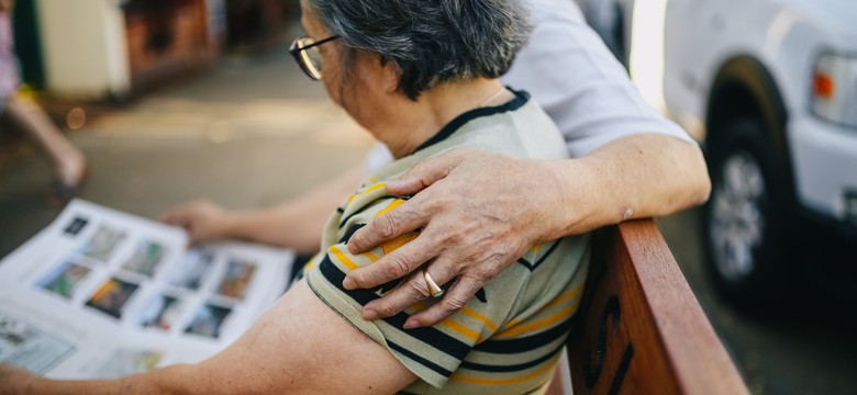 Alzheimer może się przenosić między ludźmi. Zaskakujące odkrycie