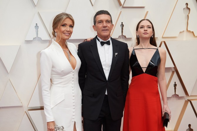 Antonio Banderas sa suprugom i ćerkom 
