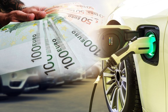 Dobri stari solarni trik puni električni auto POTPUNO BESPLATNO! Vlasnik smislio genijalan način da uštedi novac