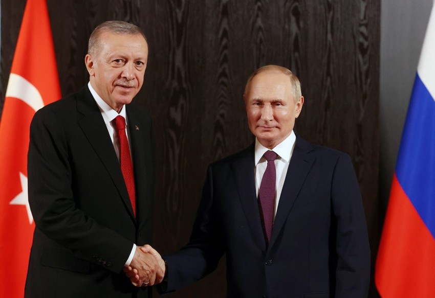 Redžep Tajip Erdogan i Vladimir Putin na marginama samita Šangajske organizacije za saradnju u Samarkandu, Uzbekistan, 16. septembra 2022.