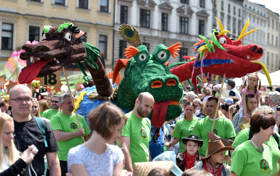 KRAKÓW 15. WIELKA PARADA SMOKÓW (parada smoków)