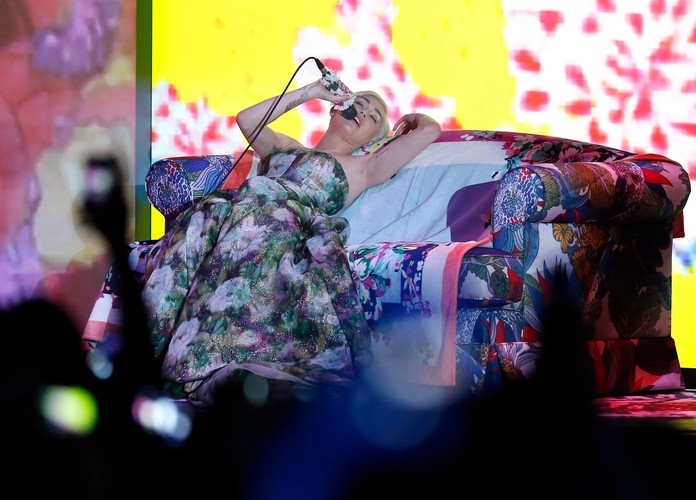 Miley Cyrus na scenie World Music Awards 2014