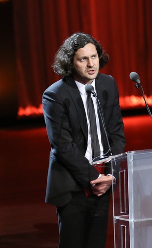 Nagrodzony w kategorii teatr - reżyser teatralny Radosław Rychcik