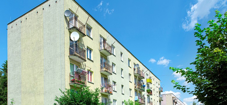 Właściciele mieszkań z nowym obowiązkiem. Dziś dostają urządzenia za darmo, później nawet 5 tys. zł kary