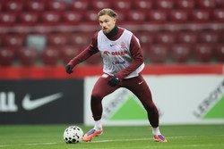 Matty Cash zdradził, w jaki klubie będzie grał. "Idę do Legii Warszawa!"