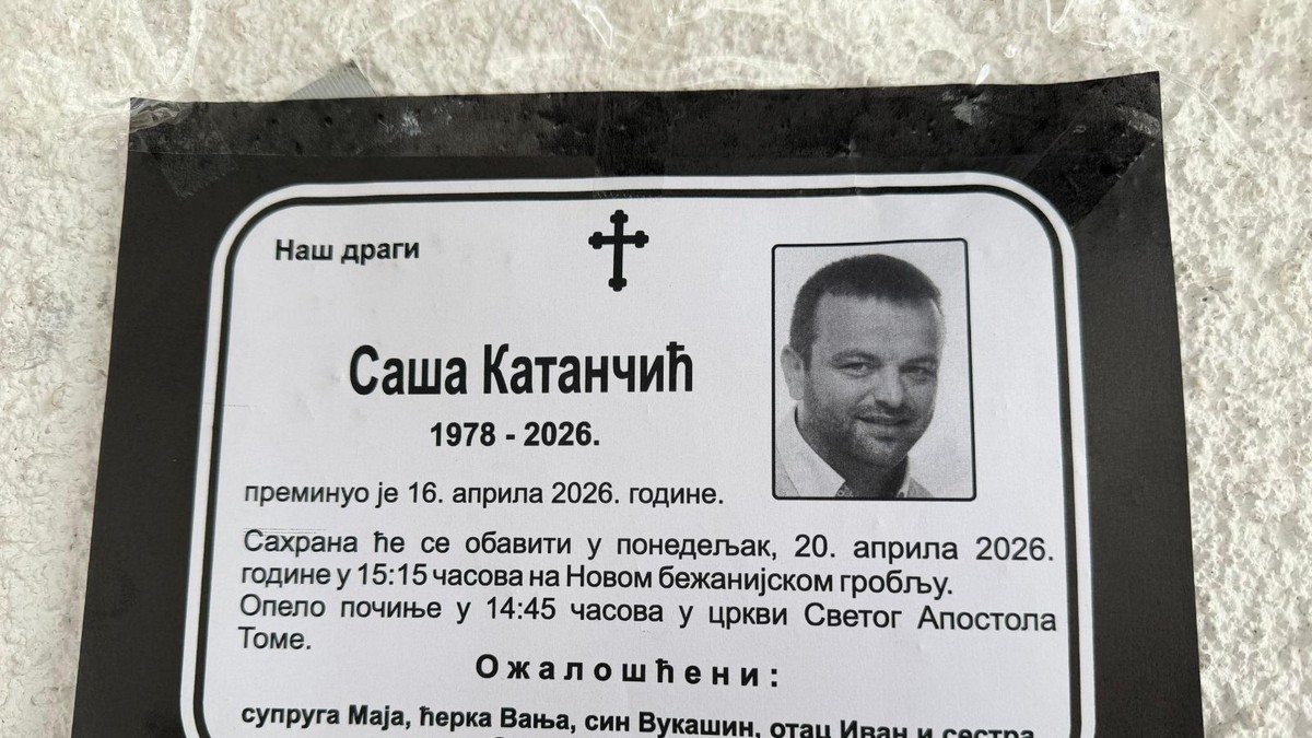 PORODICA NEUTEŠNA NAKON SMRTI SAŠE KATANČIĆA Među ožalošćenima na umrlici supruga sa decom, otac Ivan i sestra sa porodicom