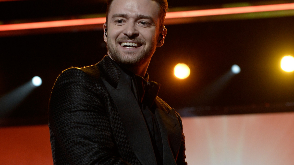 Justin Timberlake może mieć kłopoty w związku z użyciem nazwy organizacji walczącej z przemocą domową, jako tytułu swojego najnowszego singla. Fundacja "Take Back the Night" uważa, że nazwa została wykorzystana bezprawnie.
