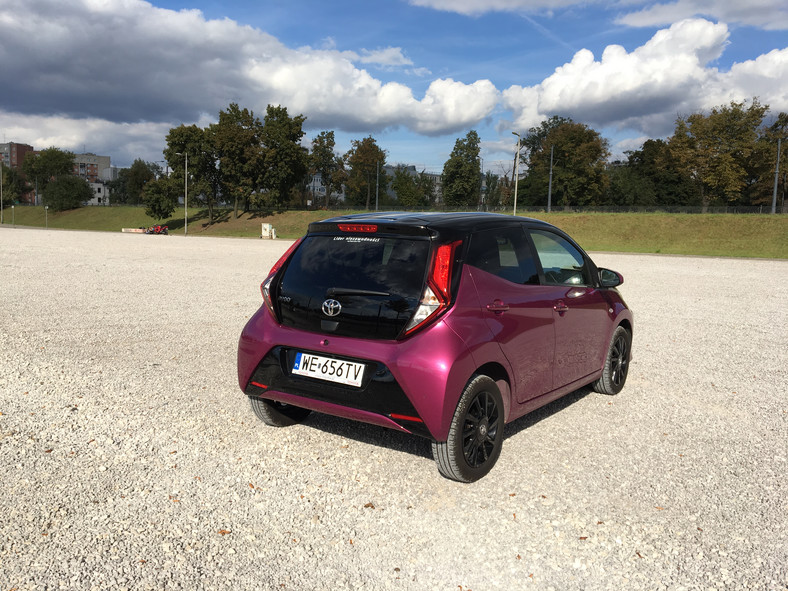 Toyota Aygo po liftingu – teraz prowadzi się znacznie lepiej | Test