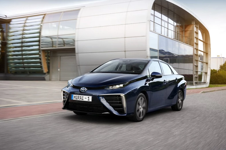 Tankowanie Toyota Mirai