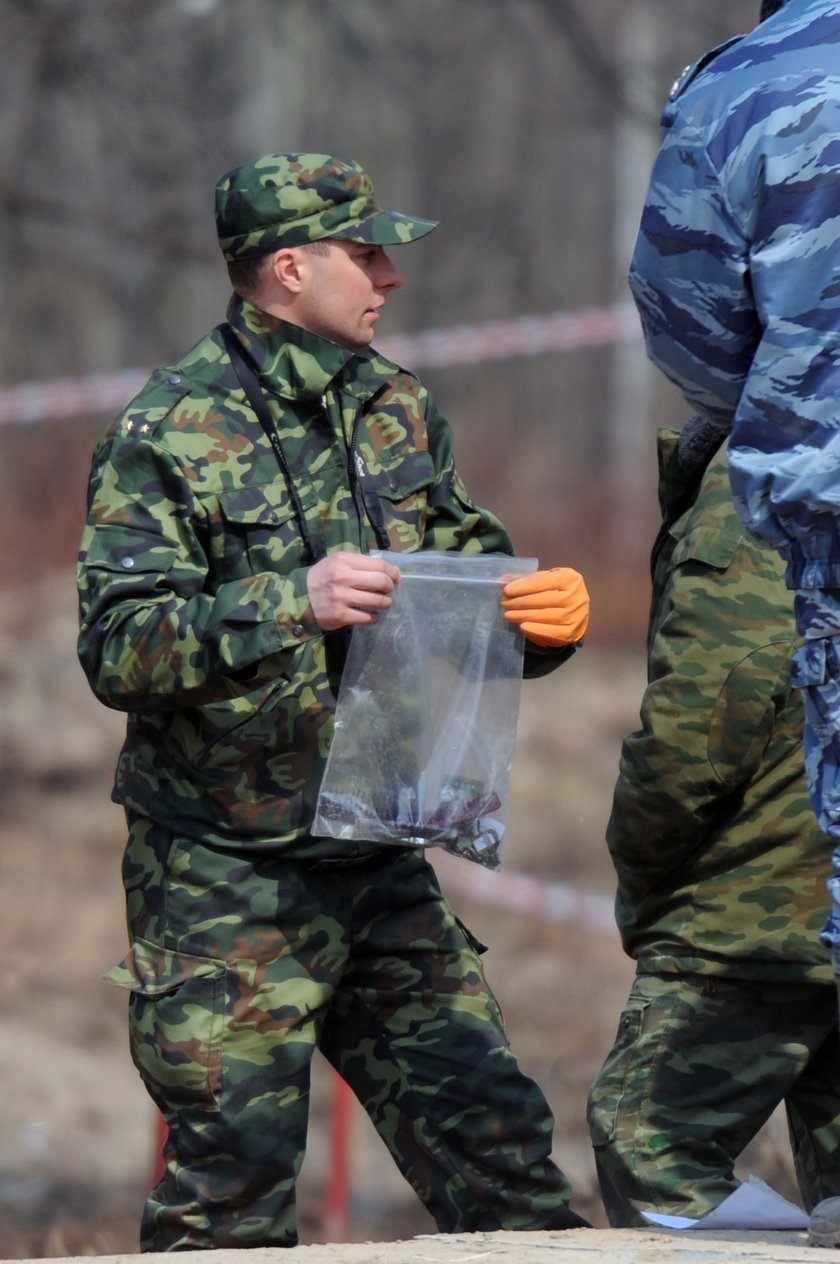 Każdą znalezioną rzecz osobistą funkcjonariusze pakowali w oddzielny foliowy woreczek