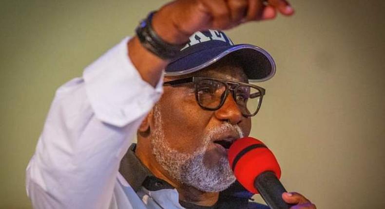 Gov Rotimi Akeredolu of Ondo speaks to farmers in Akure (Maxwell) 