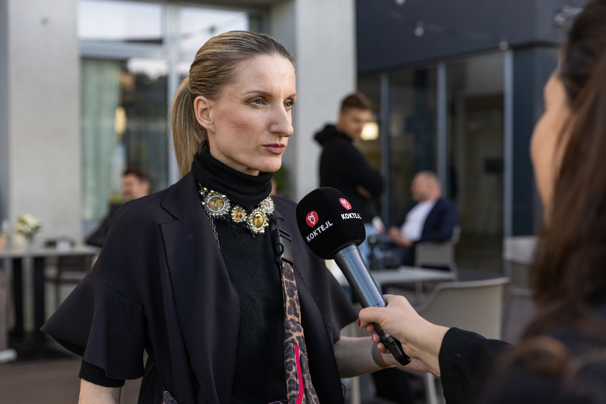 Adela Vinczeová na krste knihy Celeste Buckingham.