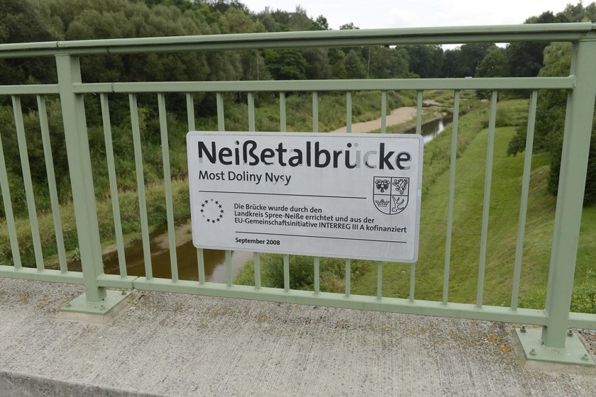 Niemcy zabarykadowali most graniczny