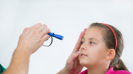 Jęczmień na oku u dziecka - jak sobie z nim poradzić?