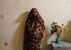 Žena (50) iz Sudana koja je rekla da su je Snage za brzu podršku (RSF) otele i seksualno zlostavljale četiri meseca pre nego što je pobegla