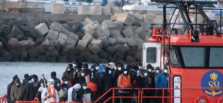 Rekordowa migracja do Wielkiej Brytanii. Problemy z uchodźcami ma też UE