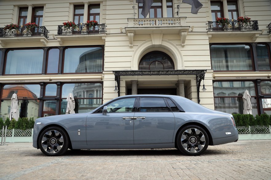 Rolls-Royce Phantom (2022, VIII Series II)