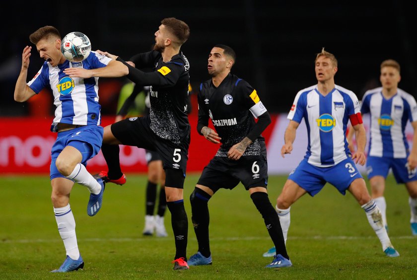 W piątek w starciu z tym przeciwnikiem zadebiutował w Bundeslidze, dziś (4 lutego) może zagrać przeciw tej ekipie w meczu 1/8 finału Pucharu Niemiec.