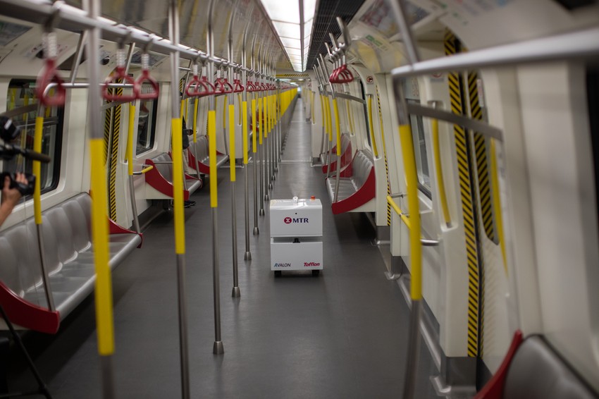 Čišćenje vozova u Hong Kongu