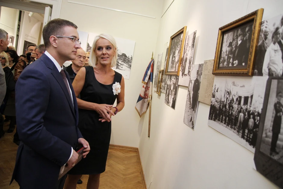 Nebojša Stefanović i Slađana Zarić na otvaranju izložbe