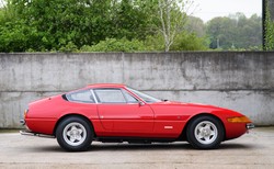 Ferrari przemycali przetopione złoto. Teraz auto jest warte fortunę