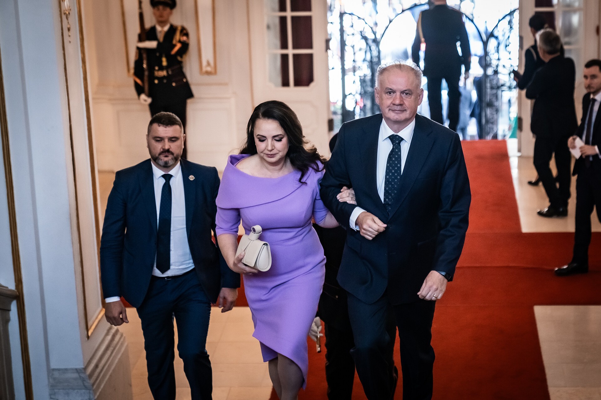 Bývalý prezident Andrej Kiska s manželkou prichádzajú na inauguráciu prezidenta Petra Pellegriniho.