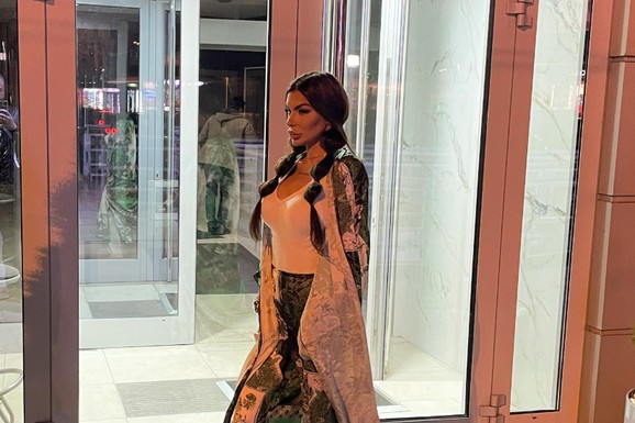 "TRUDNOĆA JE BILA RIZIČNA, ON NE PITA ZA DETE I MENE" Jovana broji sitno do porođaja, a probleme joj pravi bivši partner, umešala se i porodica (FOTO)