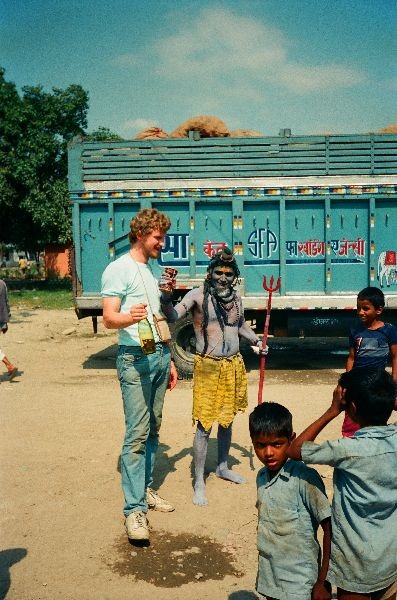 Przystanek na trasie New Delhi Katmandu, 1987 r.