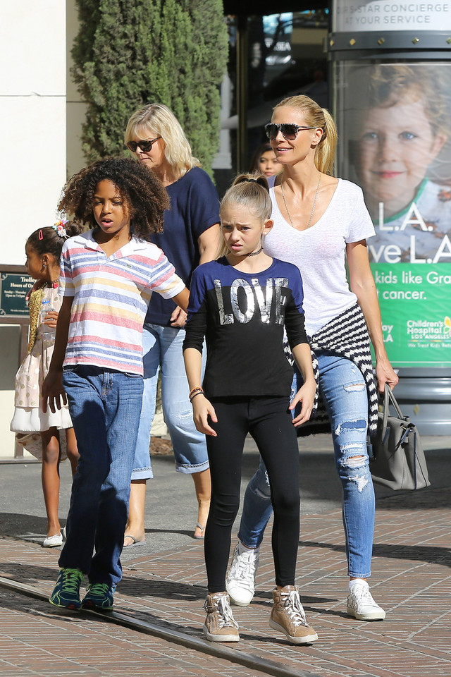 Heidi Klum na zakupach z dziećmi