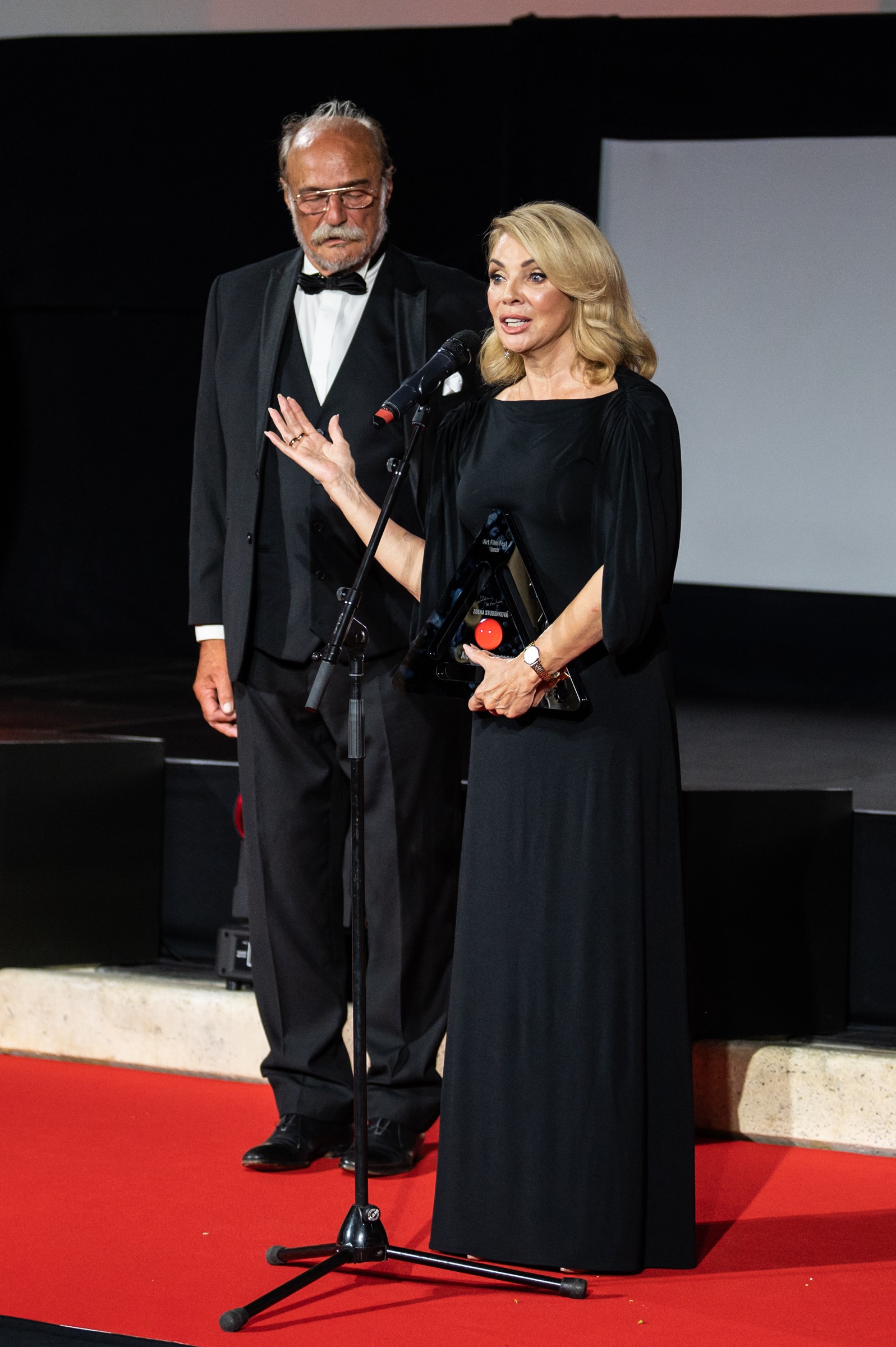 Pavel Nový a Zdena Studenková počas Medzinárodného filmového festivalu Art Film Fest v roku 2023.