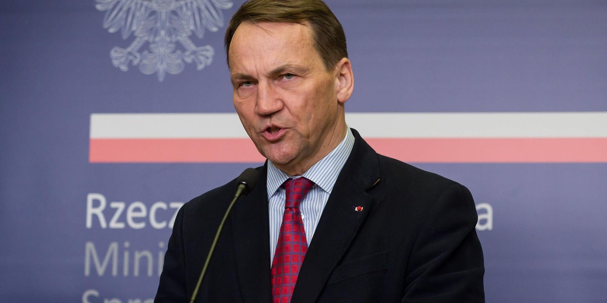 Szef MSZ Radosław Sikorski.