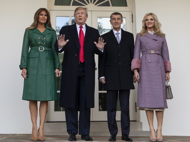 Melania i Donald Trumpowie oraz Andrej i Monika Babisovie