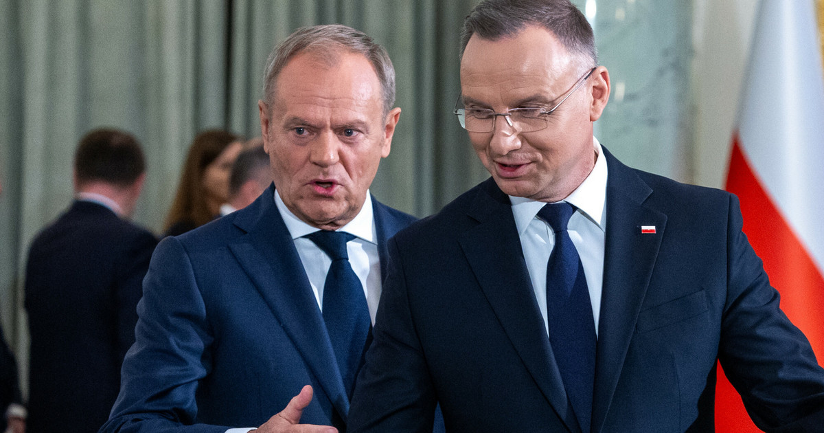 Donald Tusk critica fortemente il comportamento di Andrzej Duda.  “questo è inaccettabile”