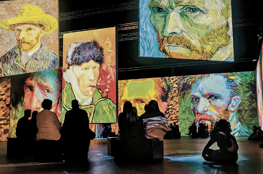 Multisensoryczna wystawa poświęcona Vincentowi van Goghowi zapoznaje nie tylko z pracami artysty, ale i z jego biografią.