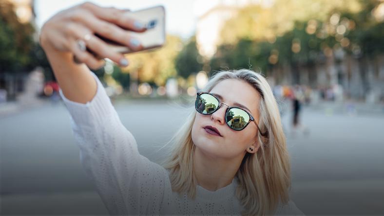 Jak Zrobić Dobre Selfie 9 Zasad Udanego Zdjęcia Kobieta 