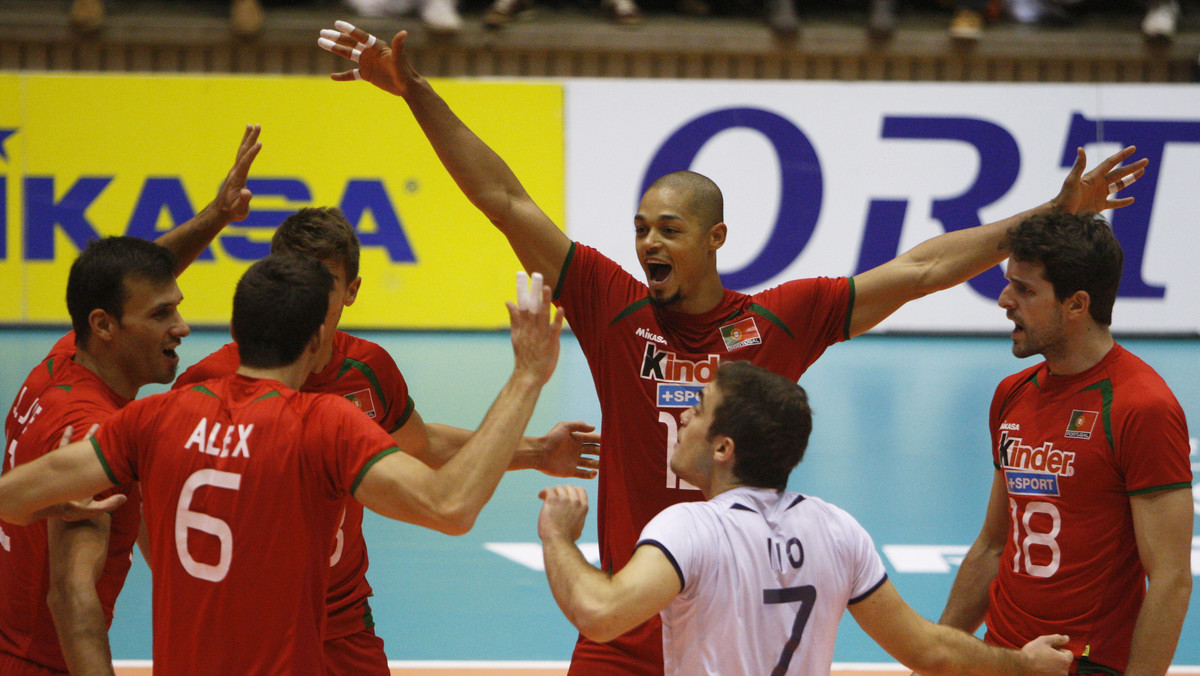 Międzynarodowa Federacja Piłki Siatkowej (FIVB) ogłosiła w środę, że reprezentacja Portugalii zastąpi Egipt w tegorocznej Lidze Światowej.